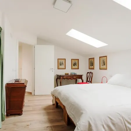 Amazing Flat With Big Terrace And Private Car Park Διαμέρισμα Βερόνα