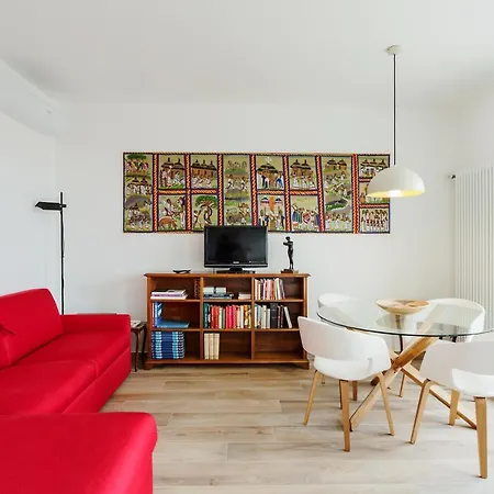 Διαμέρισμα Amazing Flat With Big Terrace And Private Car Park *