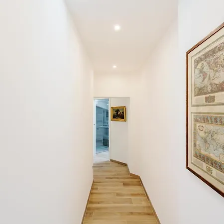 Amazing Flat With Big Terrace And Private Car Park