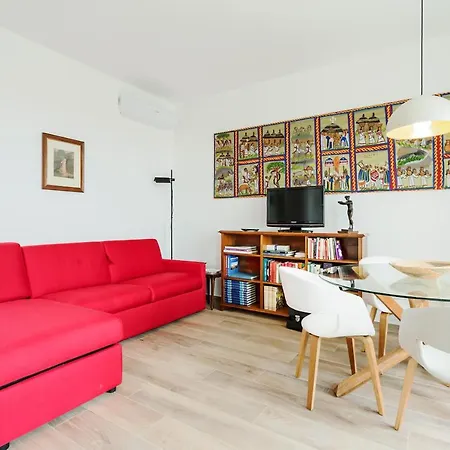 Διαμέρισμα Amazing Flat With Big Terrace And Private Car Park